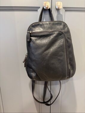 Tignanello Black Leather Backpack with Front Zip